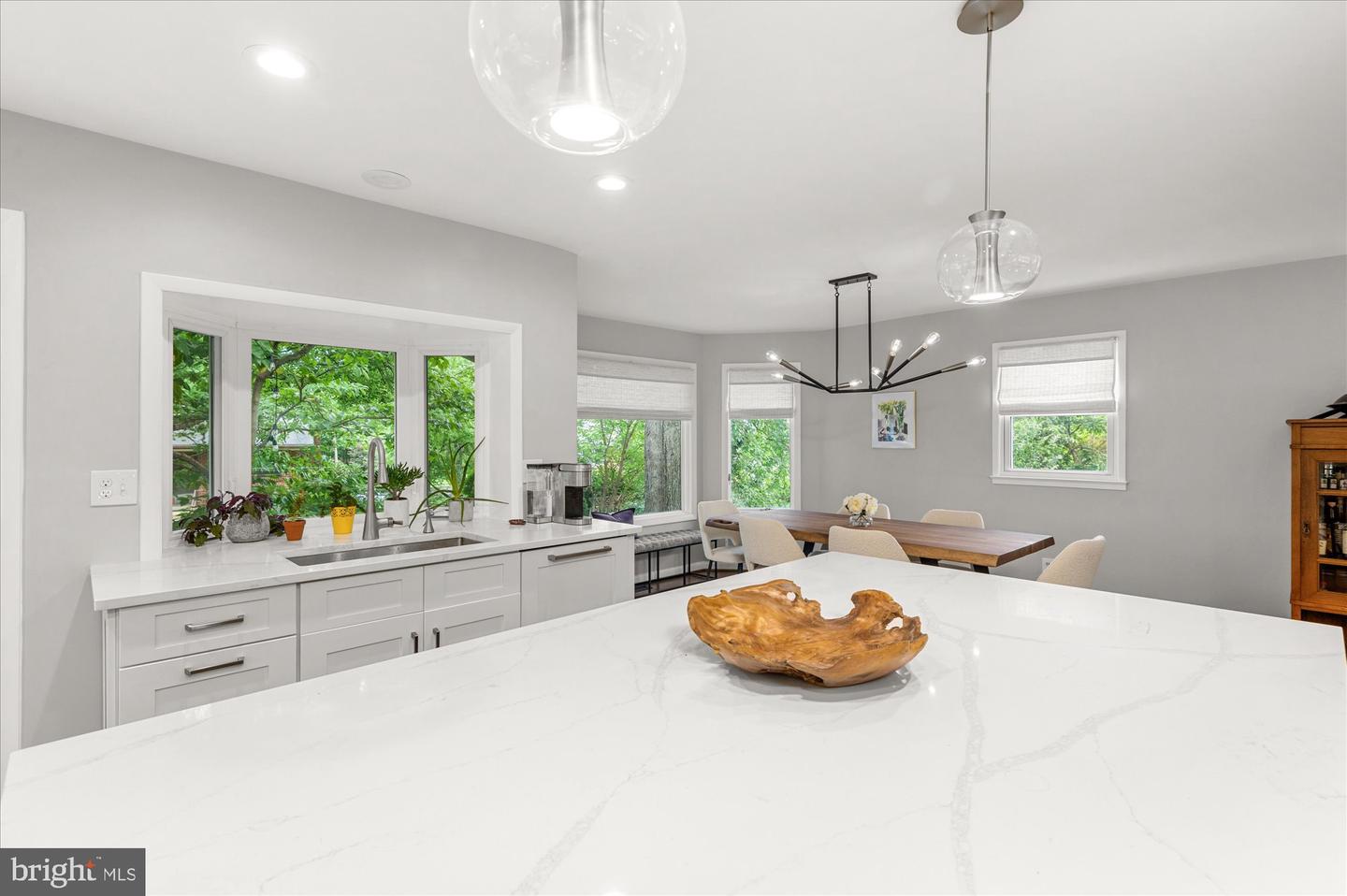 7107 TYNDALE ST, MCLEAN, Virginia 22101, 4 Bedrooms Bedrooms, ,3 BathroomsBathrooms,Residential,For sale,7107 TYNDALE ST,VAFX2245338 MLS # VAFX2245338