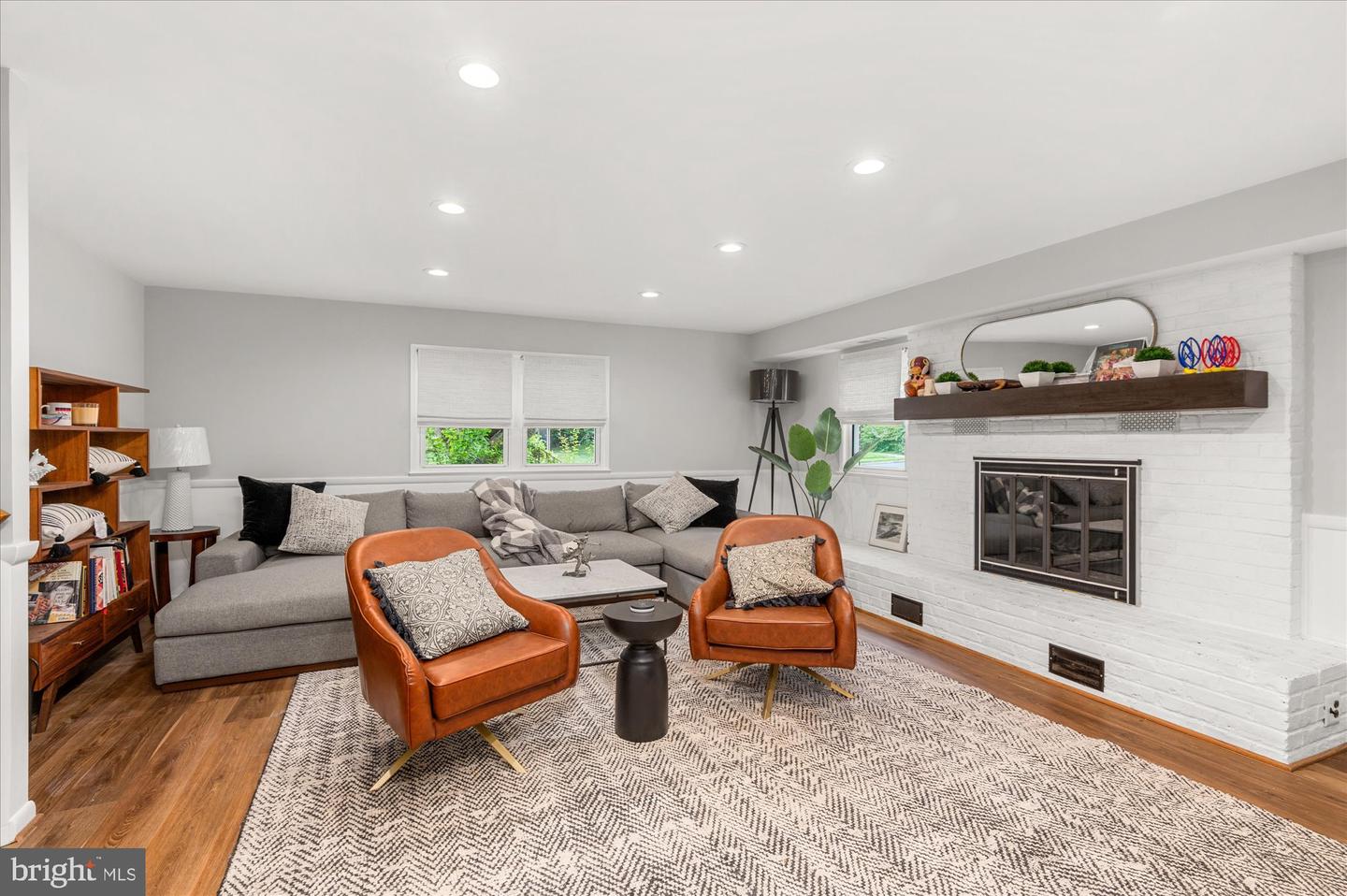 7107 TYNDALE ST, MCLEAN, Virginia 22101, 4 Bedrooms Bedrooms, ,3 BathroomsBathrooms,Residential,For sale,7107 TYNDALE ST,VAFX2245338 MLS # VAFX2245338