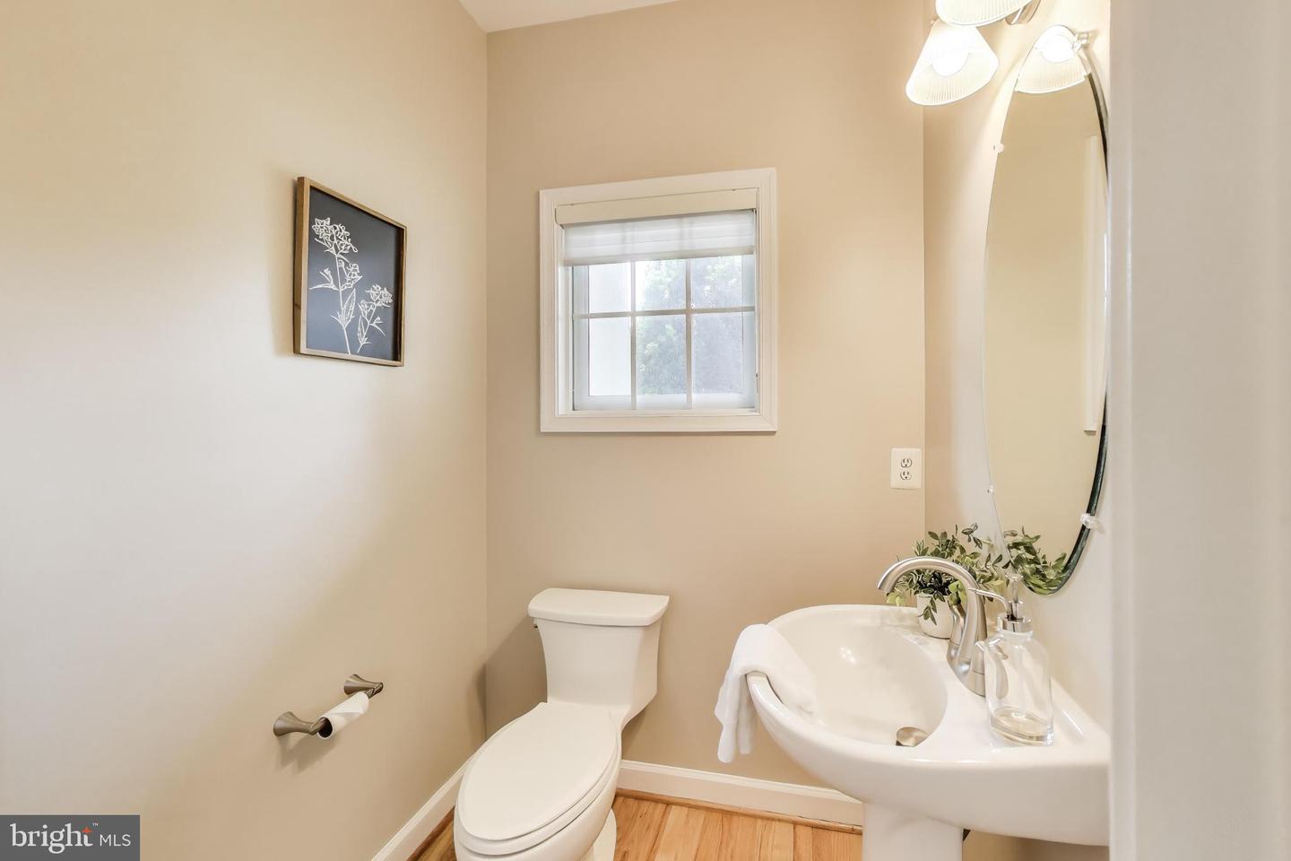 2177 S GLEBE RD, ARLINGTON, Virginia 22204, 4 Bedrooms Bedrooms, ,3 BathroomsBathrooms,Residential,For sale,2177 S GLEBE RD,VAAR2058688 MLS # VAAR2058688