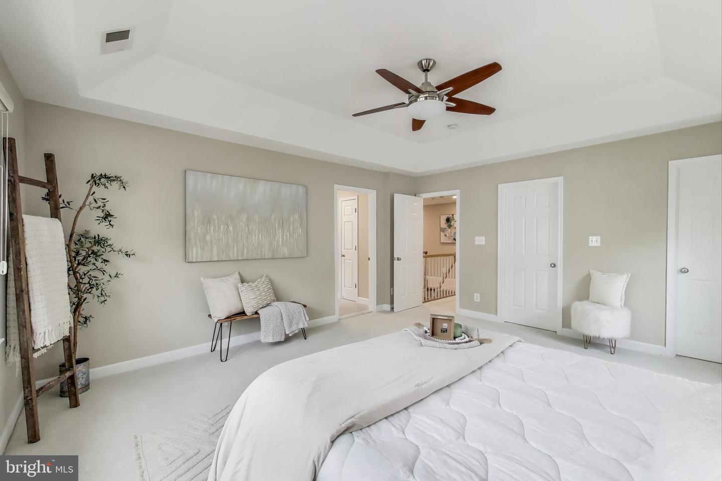 2177 S GLEBE RD, ARLINGTON, Virginia 22204, 4 Bedrooms Bedrooms, ,3 BathroomsBathrooms,Residential,For sale,2177 S GLEBE RD,VAAR2058688 MLS # VAAR2058688