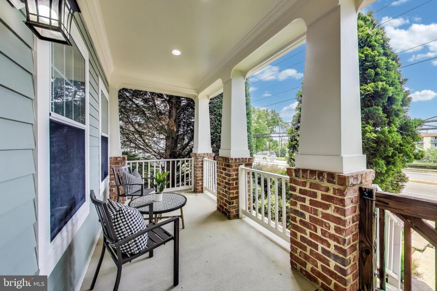 2177 S GLEBE RD, ARLINGTON, Virginia 22204, 4 Bedrooms Bedrooms, ,3 BathroomsBathrooms,Residential,For sale,2177 S GLEBE RD,VAAR2058688 MLS # VAAR2058688