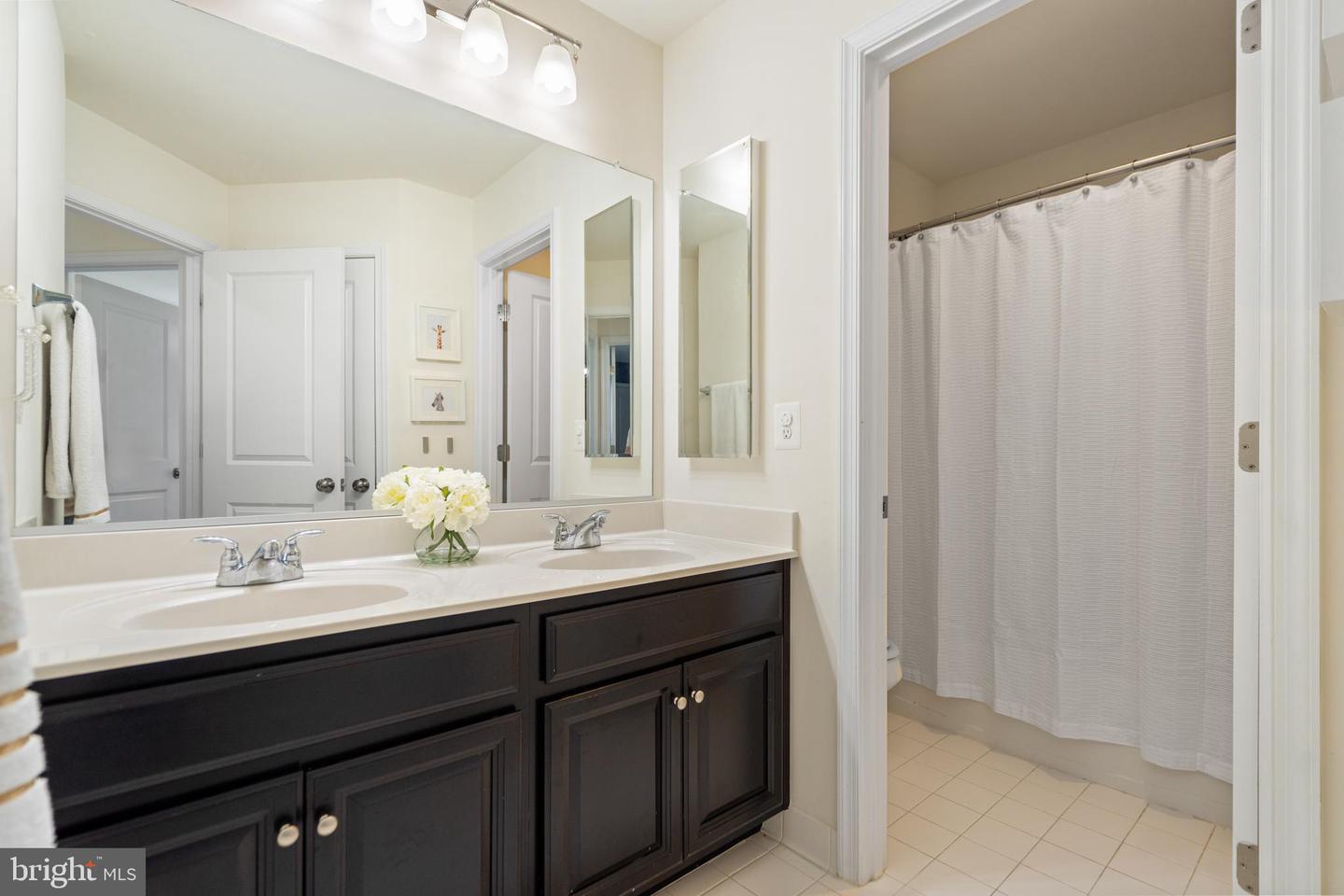 42265 HAMPTON WOODS TER, BRAMBLETON, Virginia 20148, 3 Bedrooms Bedrooms, ,3 BathroomsBathrooms,Residential,For sale,42265 HAMPTON WOODS TER,VALO2098742 MLS # VALO2098742