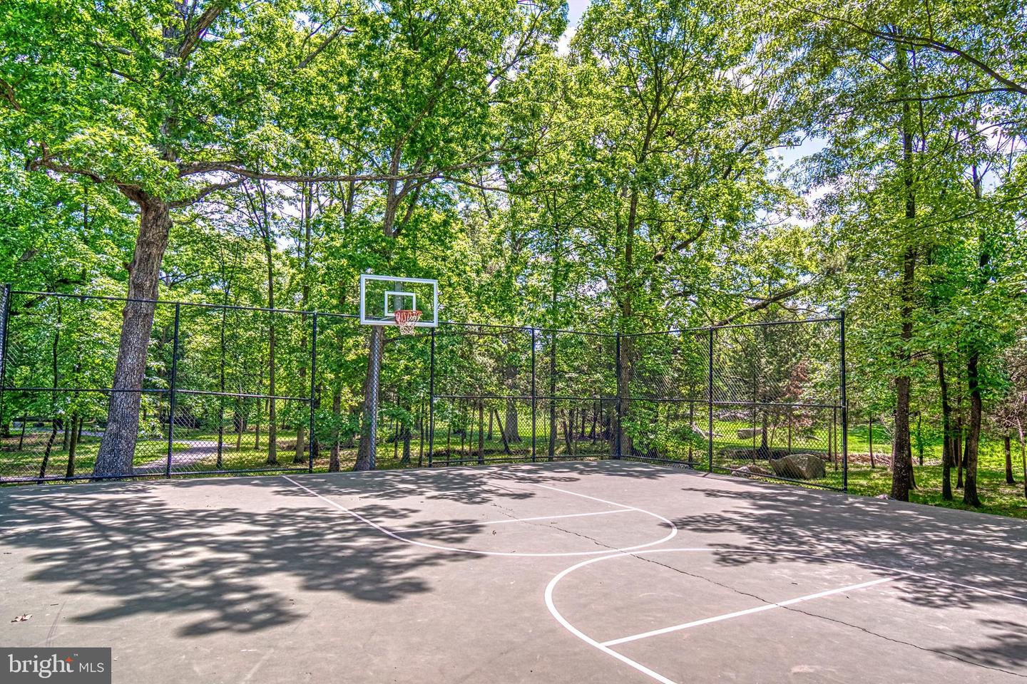 42265 HAMPTON WOODS TER, BRAMBLETON, Virginia 20148, 3 Bedrooms Bedrooms, ,3 BathroomsBathrooms,Residential,For sale,42265 HAMPTON WOODS TER,VALO2098742 MLS # VALO2098742