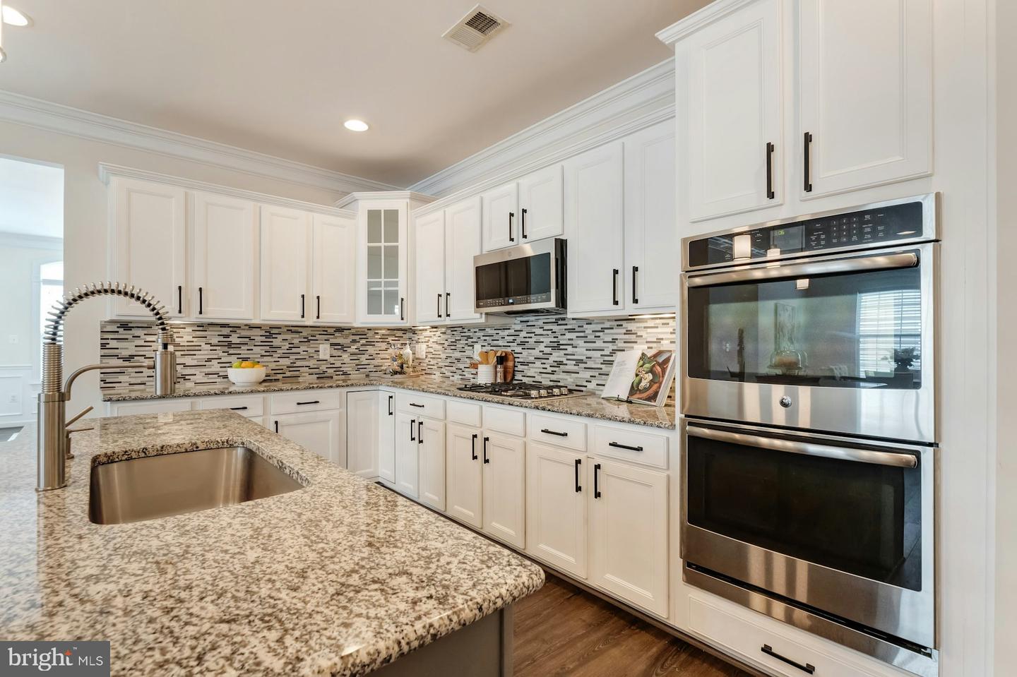 41706 DEER GRASS TER, ALDIE, Virginia 20105, 6 Bedrooms Bedrooms, ,5 BathroomsBathrooms,Residential,For sale,41706 DEER GRASS TER,VALO2098748 MLS # VALO2098748