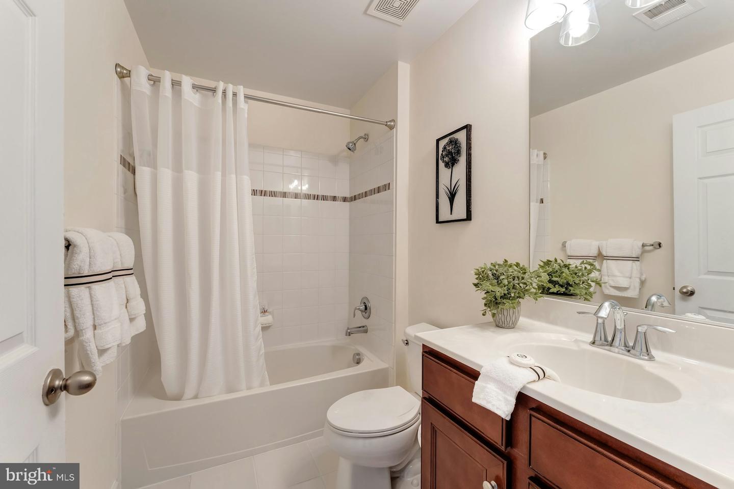 41706 DEER GRASS TER, ALDIE, Virginia 20105, 6 Bedrooms Bedrooms, ,5 BathroomsBathrooms,Residential,For sale,41706 DEER GRASS TER,VALO2098748 MLS # VALO2098748