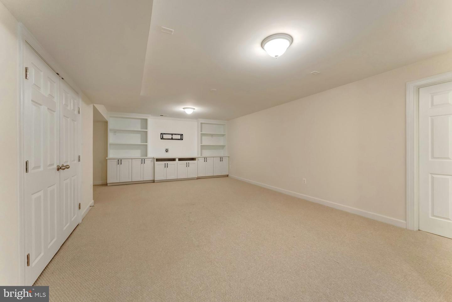 41706 DEER GRASS TER, ALDIE, Virginia 20105, 6 Bedrooms Bedrooms, ,5 BathroomsBathrooms,Residential,For sale,41706 DEER GRASS TER,VALO2098748 MLS # VALO2098748