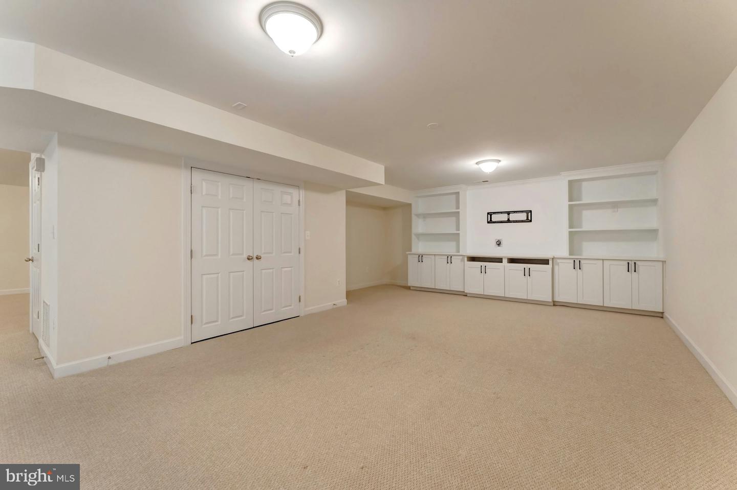 41706 DEER GRASS TER, ALDIE, Virginia 20105, 6 Bedrooms Bedrooms, ,5 BathroomsBathrooms,Residential,For sale,41706 DEER GRASS TER,VALO2098748 MLS # VALO2098748