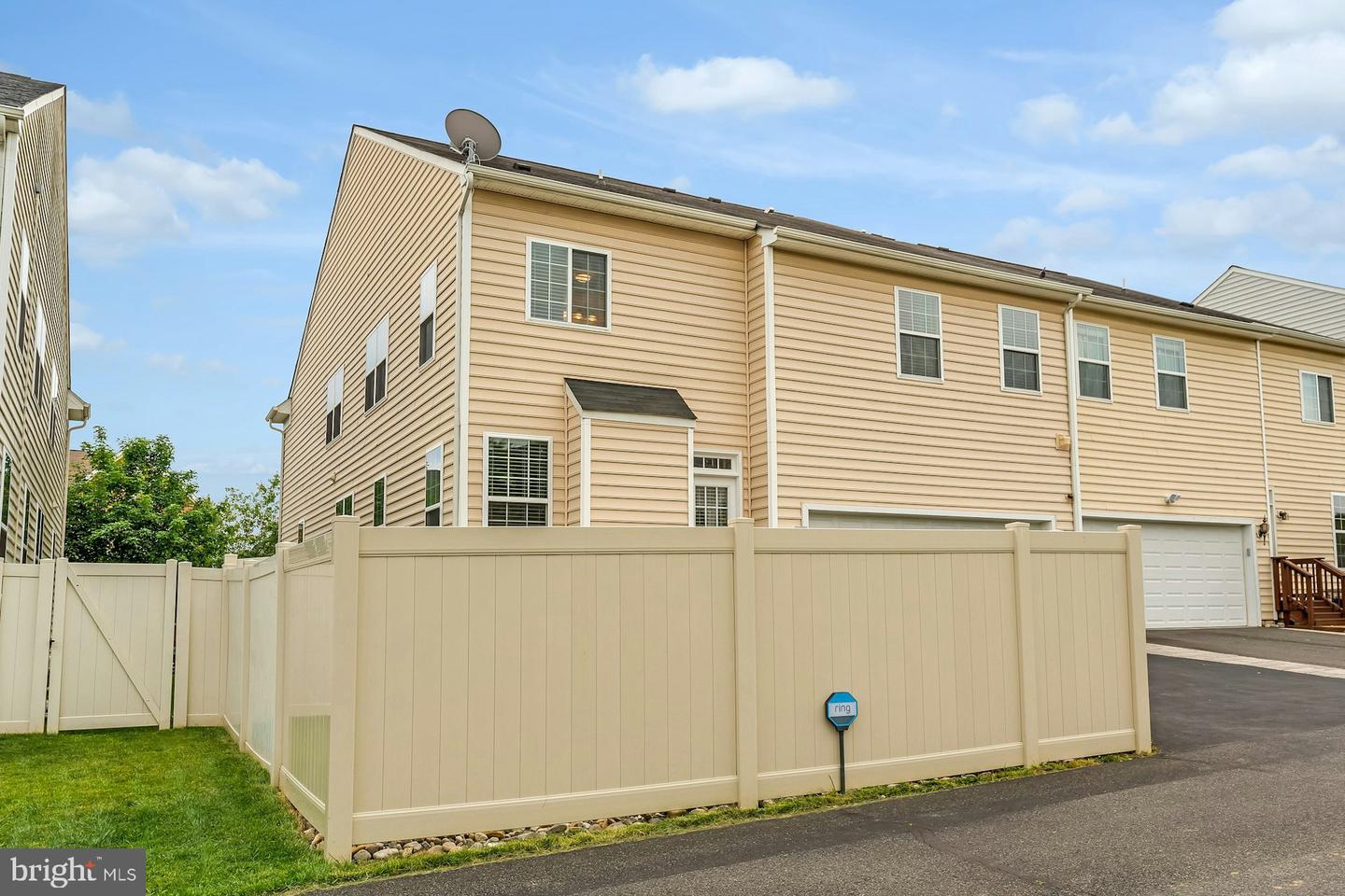 41706 DEER GRASS TER, ALDIE, Virginia 20105, 6 Bedrooms Bedrooms, ,5 BathroomsBathrooms,Residential,For sale,41706 DEER GRASS TER,VALO2098748 MLS # VALO2098748