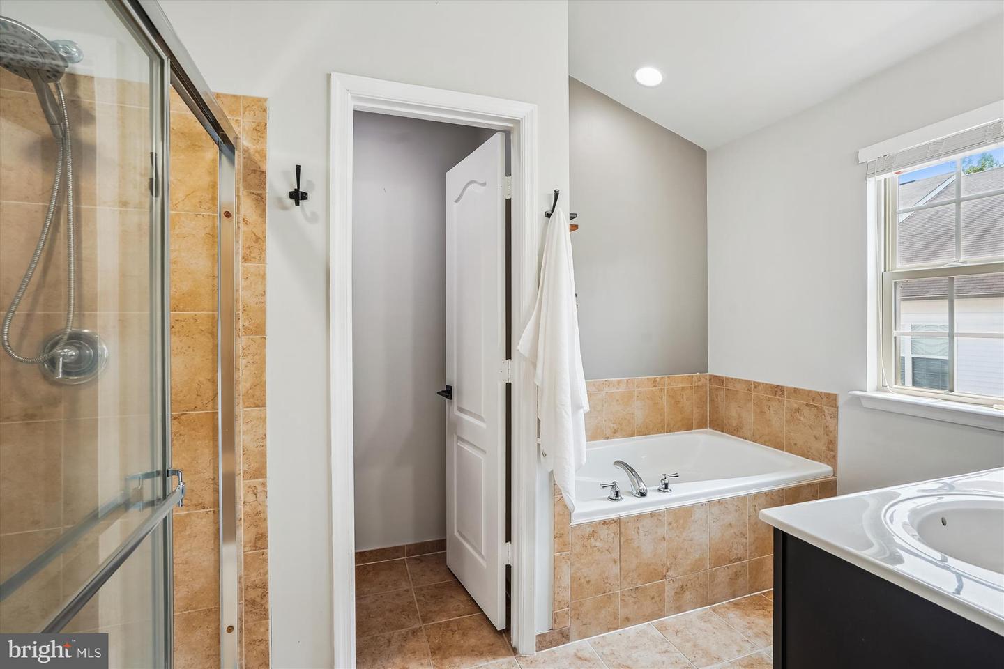4409 POTOMAC HIGHLANDS CIR, TRIANGLE, Virginia 22172, 3 Bedrooms Bedrooms, ,2 BathroomsBathrooms,Residential,For sale,4409 POTOMAC HIGHLANDS CIR,VAPW2096274 MLS # VAPW2096274