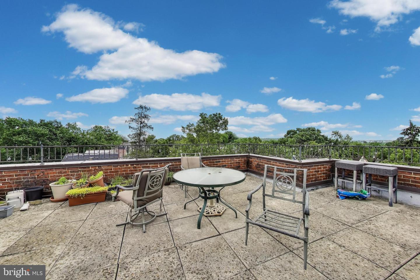 1365 KENNEDY ST NW #404, WASHINGTON, District Of Columbia 20011, 1 Bedroom Bedrooms, ,1 BathroomBathrooms,Residential,For sale,1365 KENNEDY ST NW #404,DCDC2204122 MLS # DCDC2204122