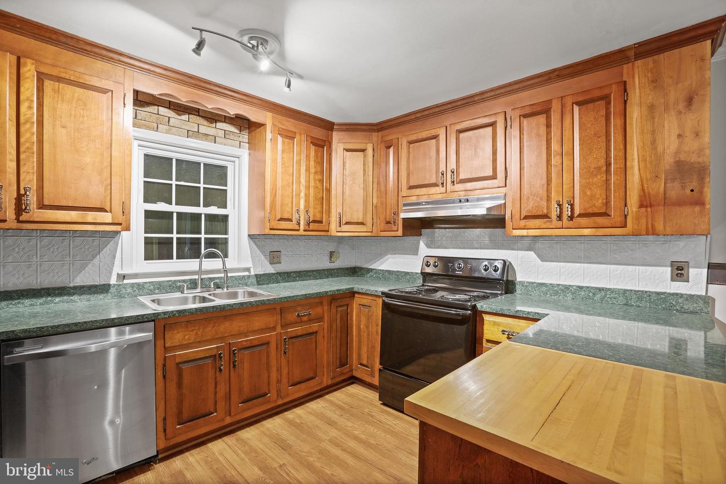 383 MONROE ST, MONTROSS, Virginia 22520, 3 Bedrooms Bedrooms, ,2 BathroomsBathrooms,Residential,For sale,383 MONROE ST,VAWE2009042 MLS # VAWE2009042
