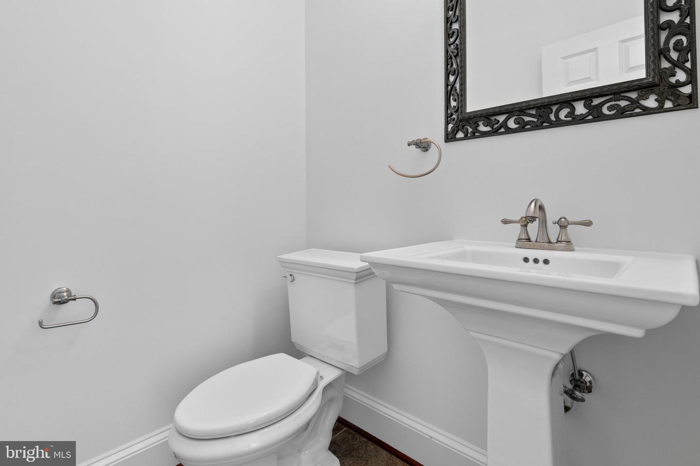 37016 LONGMOOR FARM LN, HILLSBORO, Virginia 20132, 7 Bedrooms Bedrooms, ,5 BathroomsBathrooms,Residential,For sale,37016 LONGMOOR FARM LN,VALO2098812 MLS # VALO2098812