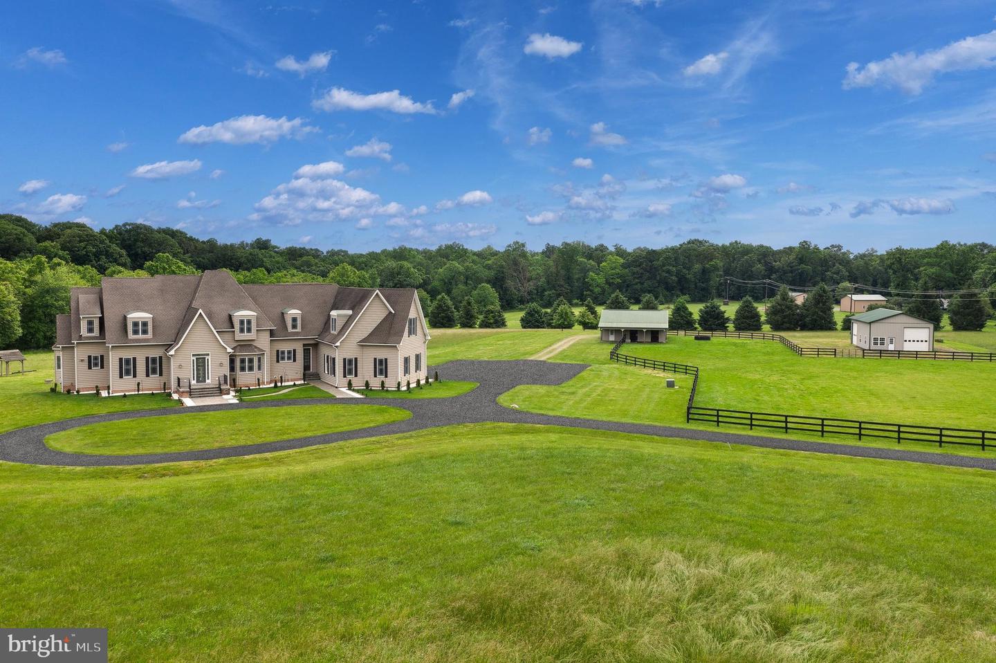 37016 LONGMOOR FARM LN, HILLSBORO, Virginia 20132, 7 Bedrooms Bedrooms, ,5 BathroomsBathrooms,Residential,For sale,37016 LONGMOOR FARM LN,VALO2098812 MLS # VALO2098812