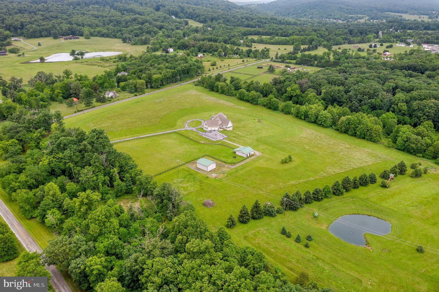 37016 LONGMOOR FARM LN, HILLSBORO, Virginia 20132, 7 Bedrooms Bedrooms, ,5 BathroomsBathrooms,Residential,For sale,37016 LONGMOOR FARM LN,VALO2098812 MLS # VALO2098812