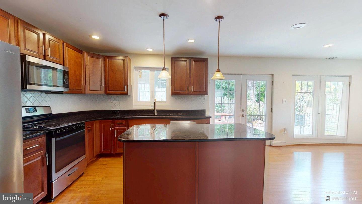 6219 ERMAN ST, BURKE, Virginia 22015, 5 Bedrooms Bedrooms, ,3 BathroomsBathrooms,Residential,For sale,6219 ERMAN ST,VAFX2245704 MLS # VAFX2245704