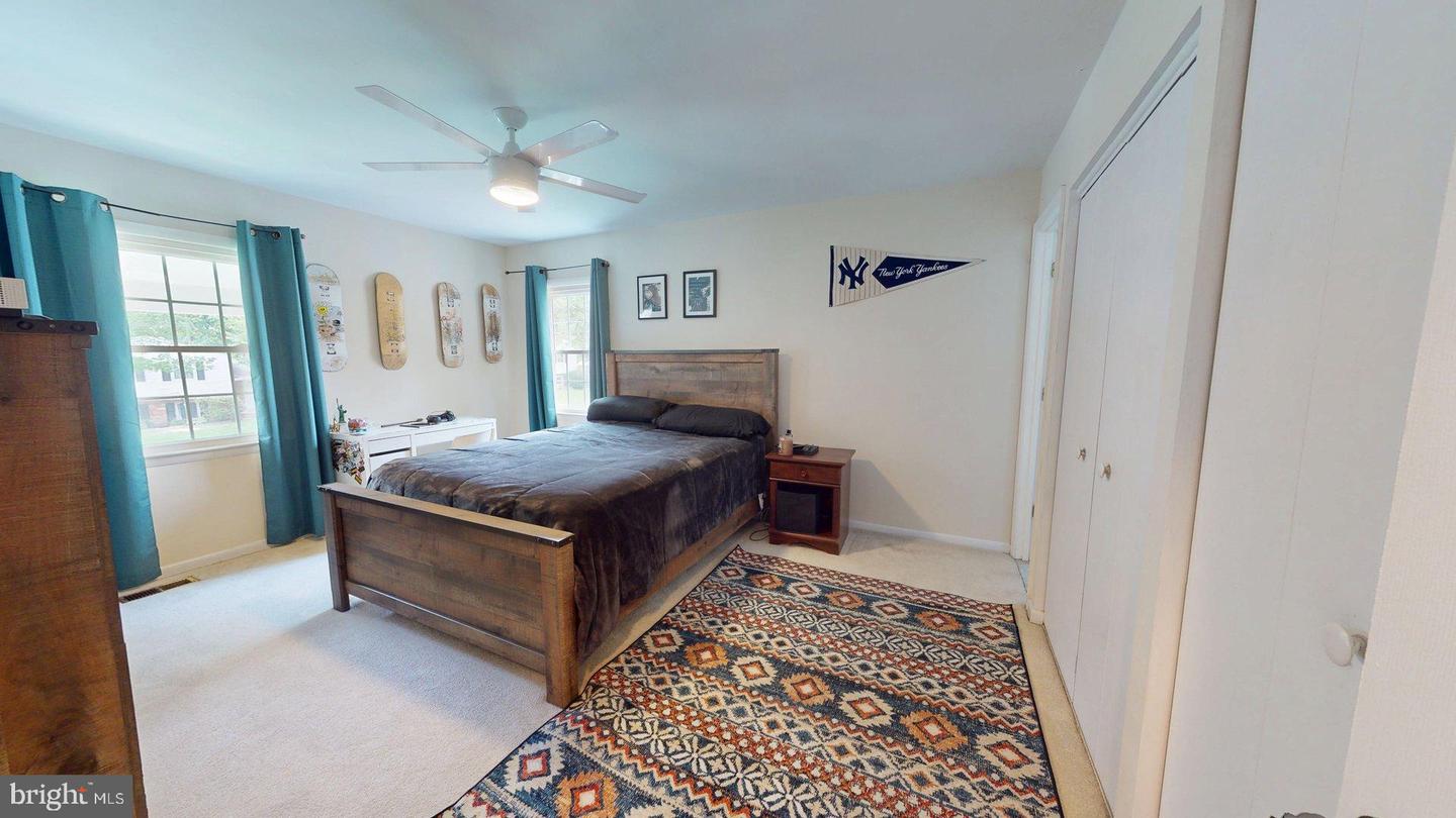 6219 ERMAN ST, BURKE, Virginia 22015, 5 Bedrooms Bedrooms, ,3 BathroomsBathrooms,Residential,For sale,6219 ERMAN ST,VAFX2245704 MLS # VAFX2245704