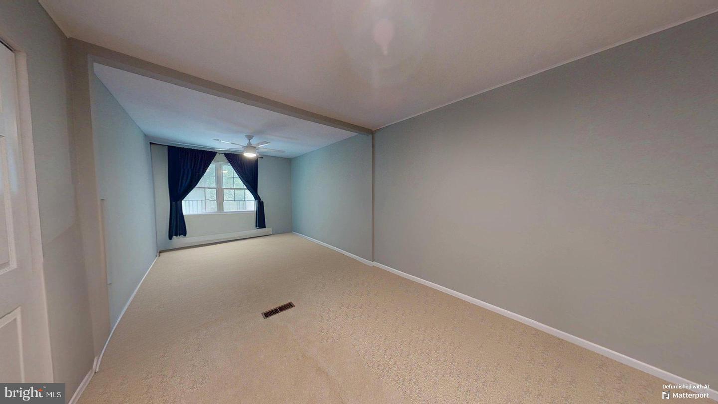 6219 ERMAN ST, BURKE, Virginia 22015, 5 Bedrooms Bedrooms, ,3 BathroomsBathrooms,Residential,For sale,6219 ERMAN ST,VAFX2245704 MLS # VAFX2245704
