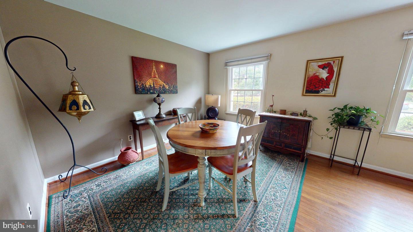 6219 ERMAN ST, BURKE, Virginia 22015, 5 Bedrooms Bedrooms, ,3 BathroomsBathrooms,Residential,For sale,6219 ERMAN ST,VAFX2245704 MLS # VAFX2245704