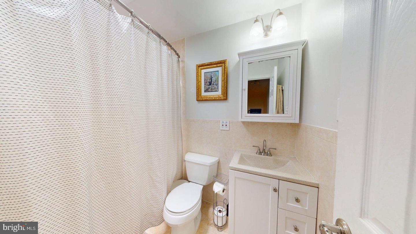 6219 ERMAN ST, BURKE, Virginia 22015, 5 Bedrooms Bedrooms, ,3 BathroomsBathrooms,Residential,For sale,6219 ERMAN ST,VAFX2245704 MLS # VAFX2245704