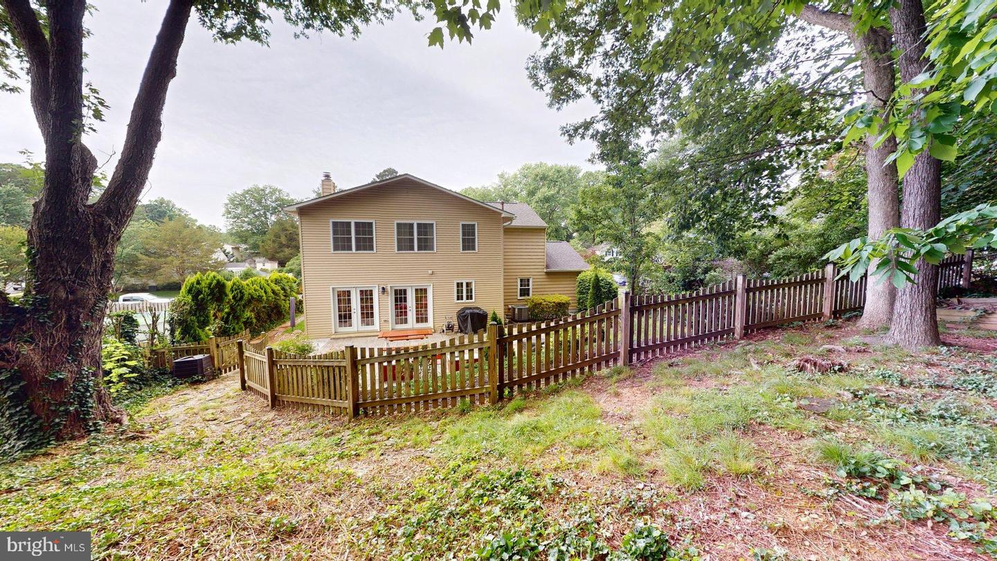6219 ERMAN ST, BURKE, Virginia 22015, 5 Bedrooms Bedrooms, ,3 BathroomsBathrooms,Residential,For sale,6219 ERMAN ST,VAFX2245704 MLS # VAFX2245704