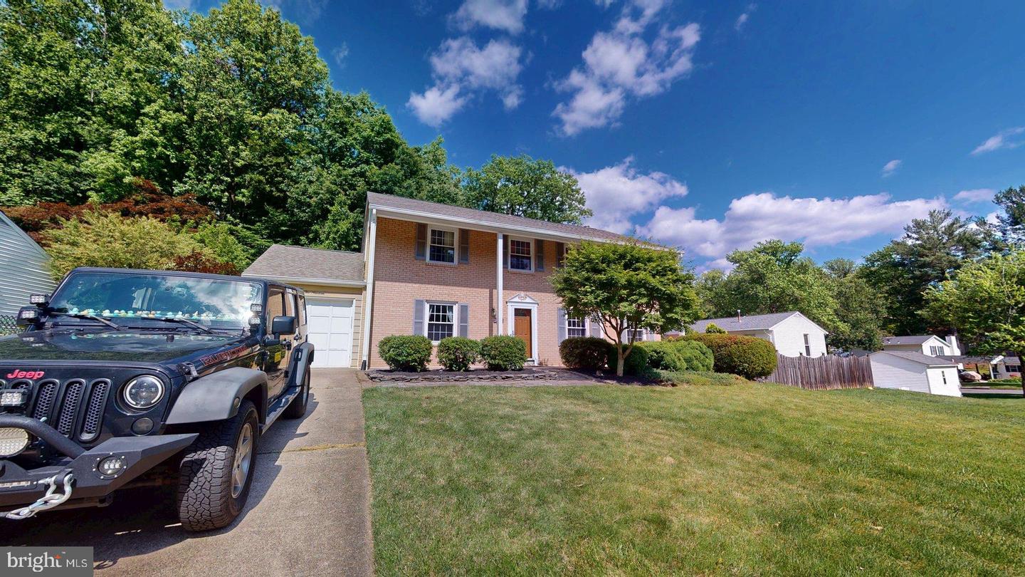 6219 ERMAN ST, BURKE, Virginia 22015, 5 Bedrooms Bedrooms, ,3 BathroomsBathrooms,Residential,For sale,6219 ERMAN ST,VAFX2245704 MLS # VAFX2245704