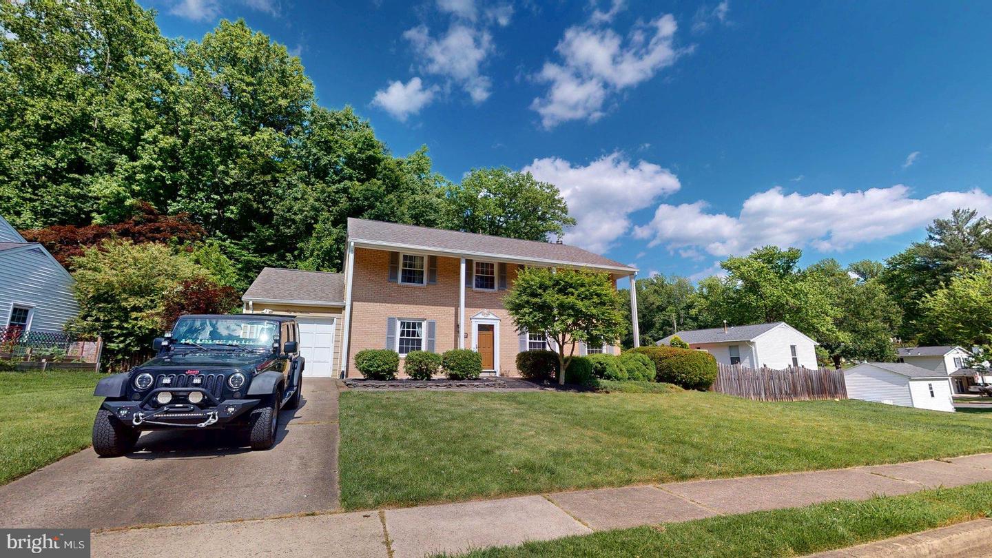 6219 ERMAN ST, BURKE, Virginia 22015, 5 Bedrooms Bedrooms, ,3 BathroomsBathrooms,Residential,For sale,6219 ERMAN ST,VAFX2245704 MLS # VAFX2245704