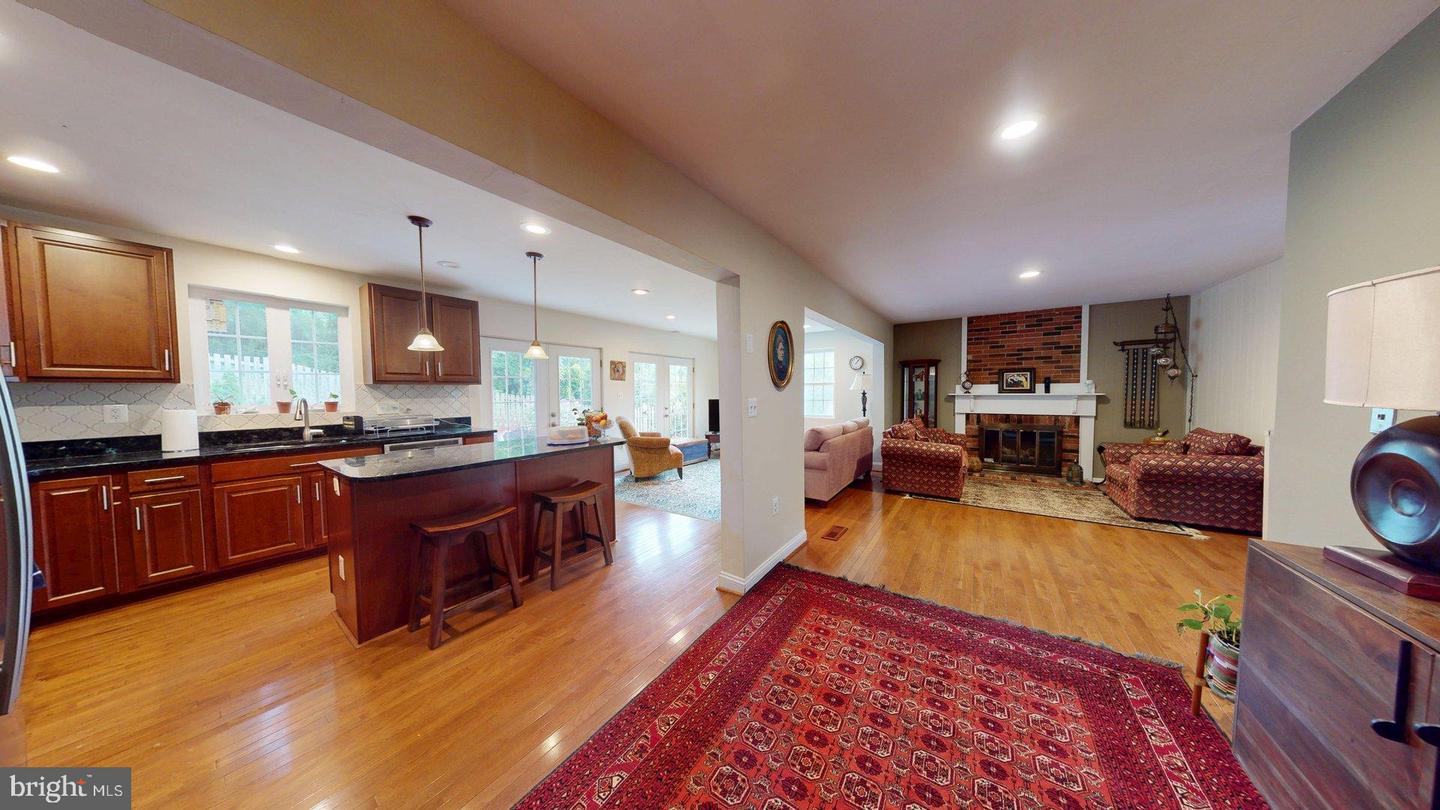 6219 ERMAN ST, BURKE, Virginia 22015, 5 Bedrooms Bedrooms, ,3 BathroomsBathrooms,Residential,For sale,6219 ERMAN ST,VAFX2245704 MLS # VAFX2245704