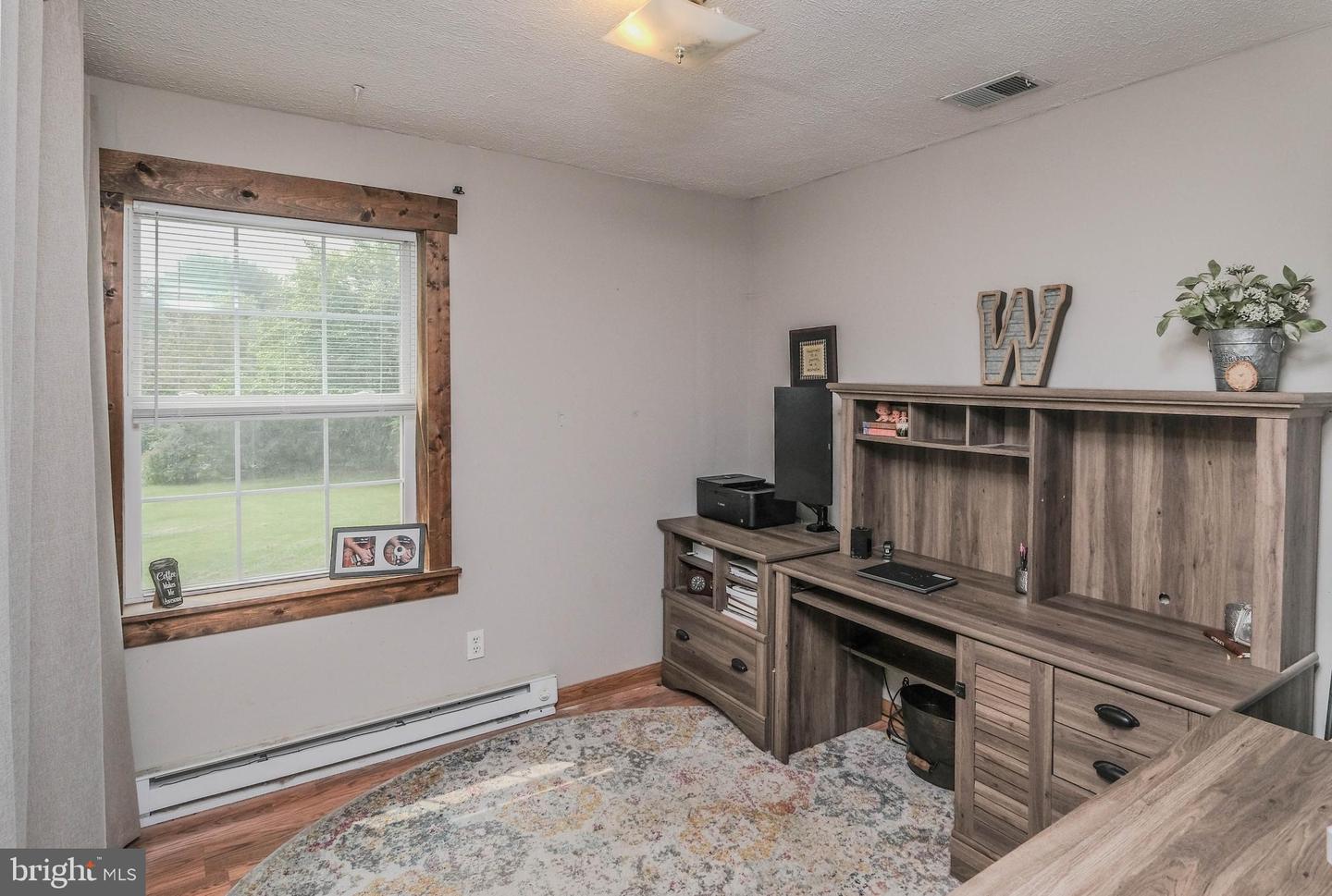 140 DUCK RUN LN, STAR TANNERY, Virginia 22654, 3 Bedrooms Bedrooms, ,1 BathroomBathrooms,Residential,For sale,140 DUCK RUN LN,VAFV2034672 MLS # VAFV2034672
