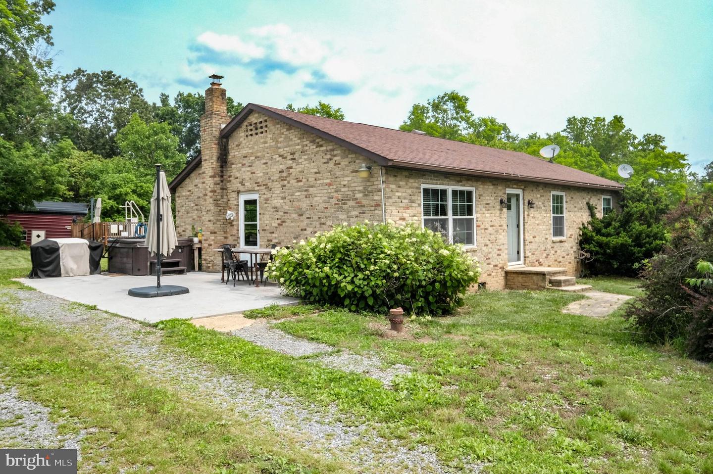 140 DUCK RUN LN, STAR TANNERY, Virginia 22654, 3 Bedrooms Bedrooms, ,1 BathroomBathrooms,Residential,For sale,140 DUCK RUN LN,VAFV2034672 MLS # VAFV2034672