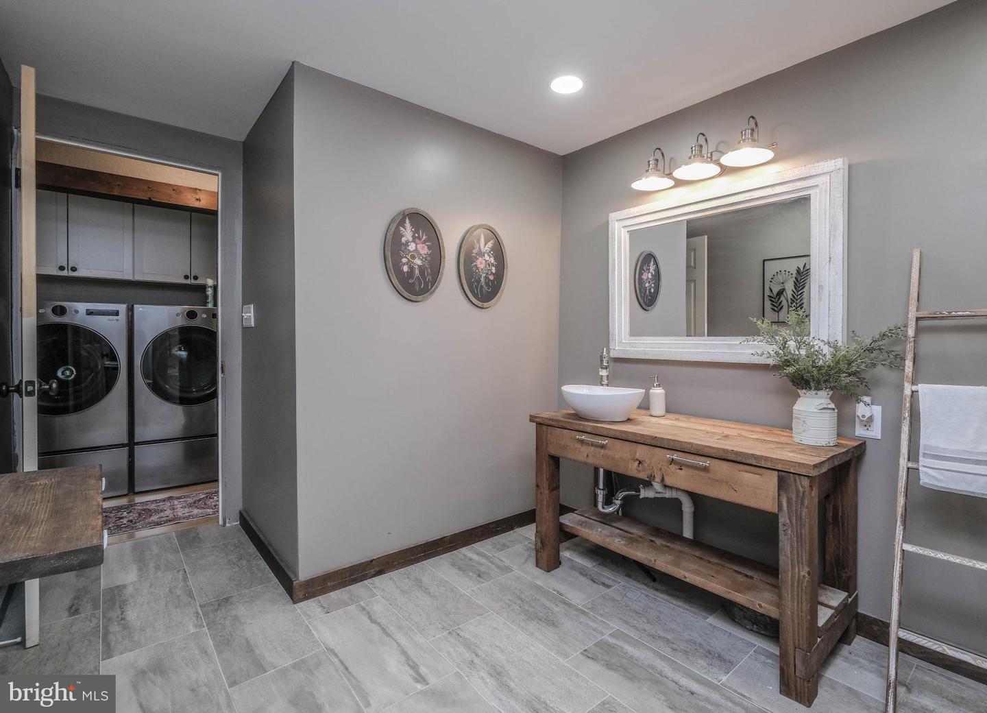 140 DUCK RUN LN, STAR TANNERY, Virginia 22654, 3 Bedrooms Bedrooms, ,1 BathroomBathrooms,Residential,For sale,140 DUCK RUN LN,VAFV2034672 MLS # VAFV2034672