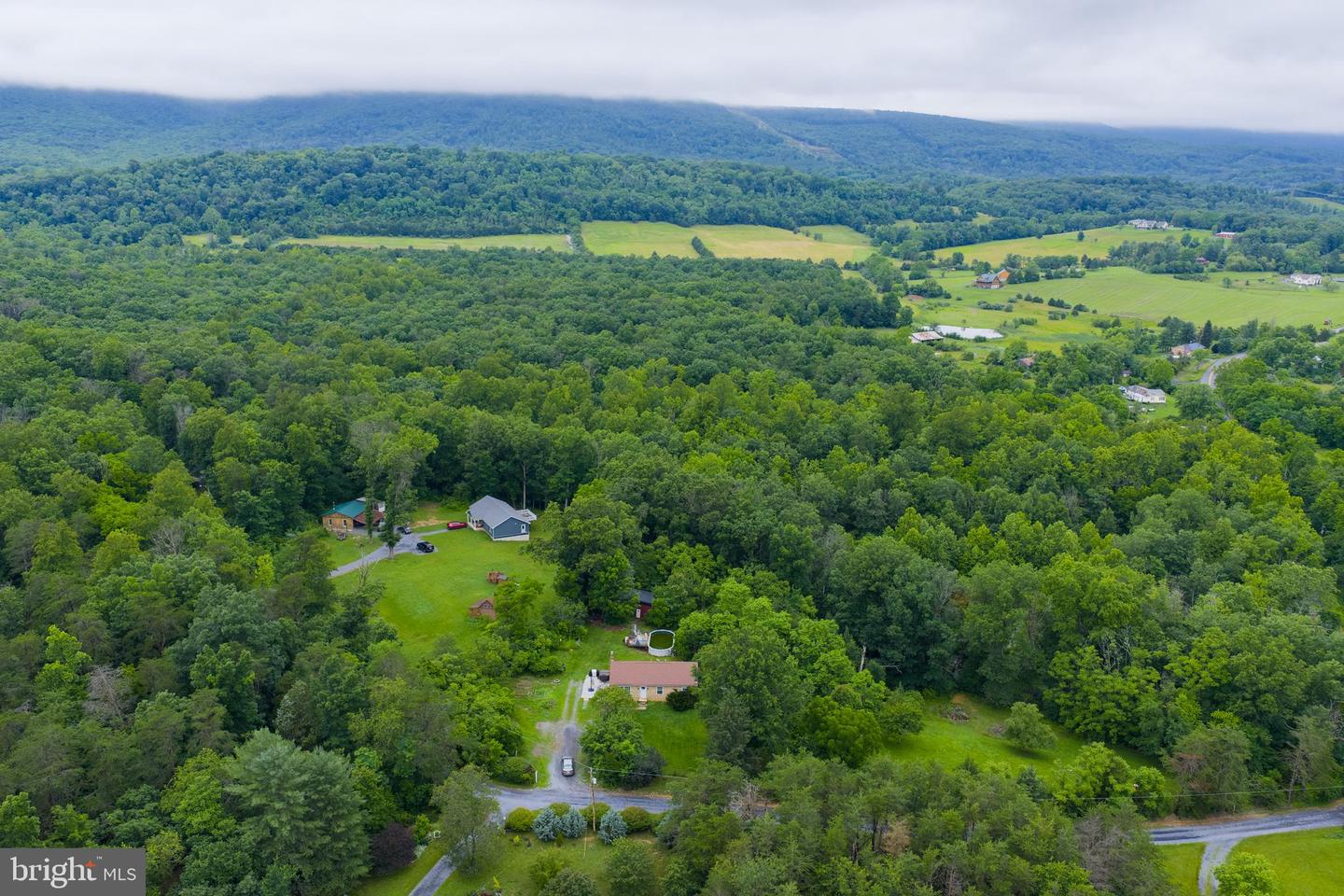 140 DUCK RUN LN, STAR TANNERY, Virginia 22654, 3 Bedrooms Bedrooms, ,1 BathroomBathrooms,Residential,For sale,140 DUCK RUN LN,VAFV2034672 MLS # VAFV2034672