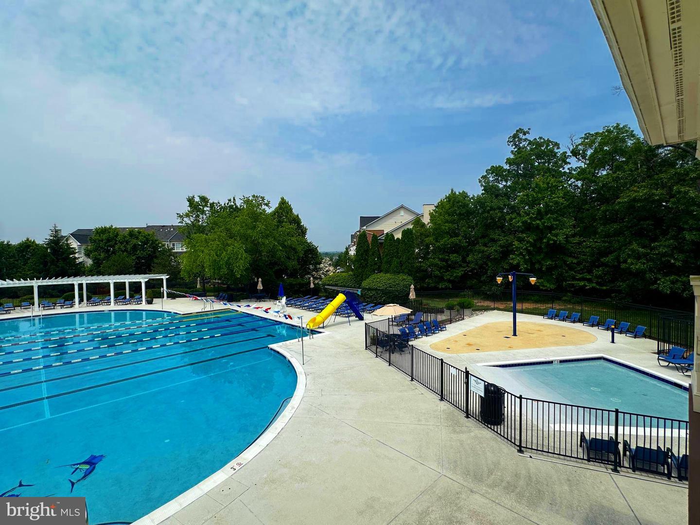 18778 TRIDENT SQ, LEESBURG, Virginia 20176, 3 Bedrooms Bedrooms, ,2 BathroomsBathrooms,Residential,For sale,18778 TRIDENT SQ,VALO2098846 MLS # VALO2098846