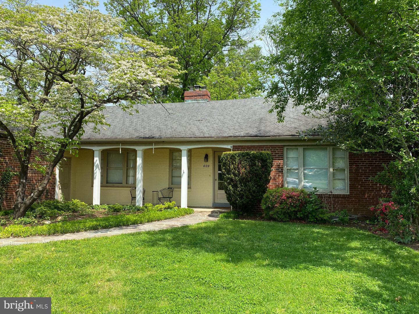 609 29TH ST S, ARLINGTON, Virginia 22202, 4 Bedrooms Bedrooms, ,4 BathroomsBathrooms,Residential,For sale,609 29TH ST S,VAAR2058778 MLS # VAAR2058778