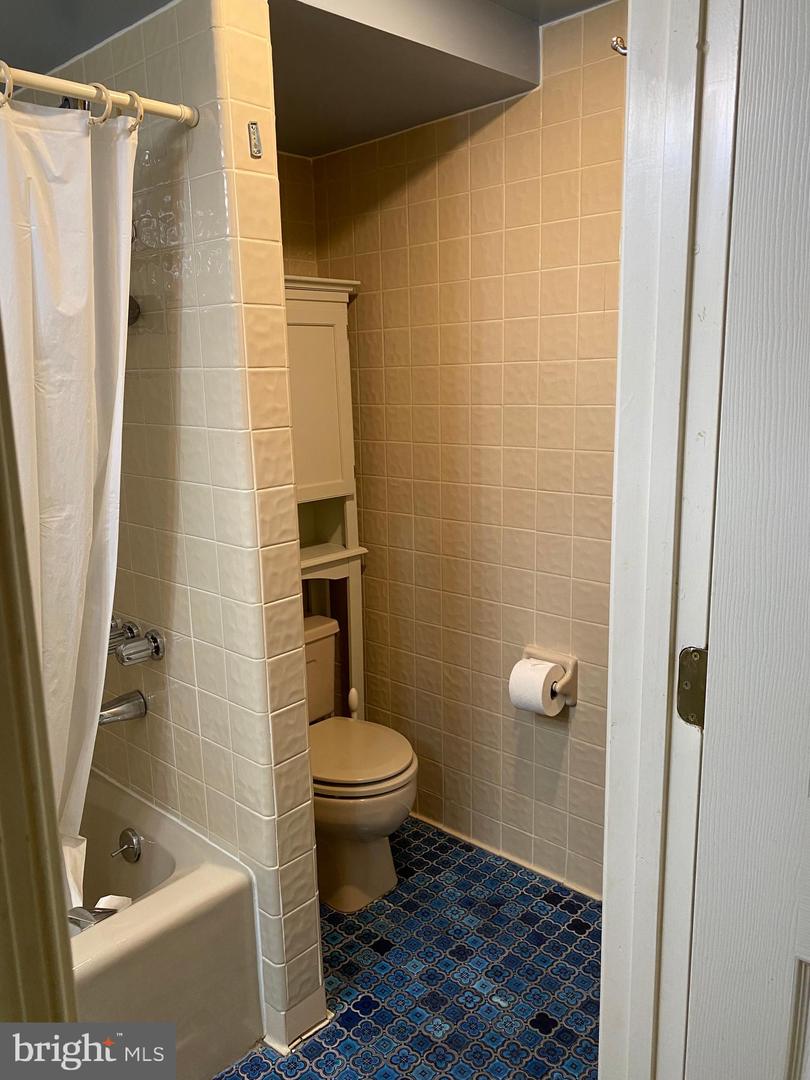 609 29TH ST S, ARLINGTON, Virginia 22202, 4 Bedrooms Bedrooms, ,4 BathroomsBathrooms,Residential,For sale,609 29TH ST S,VAAR2058778 MLS # VAAR2058778