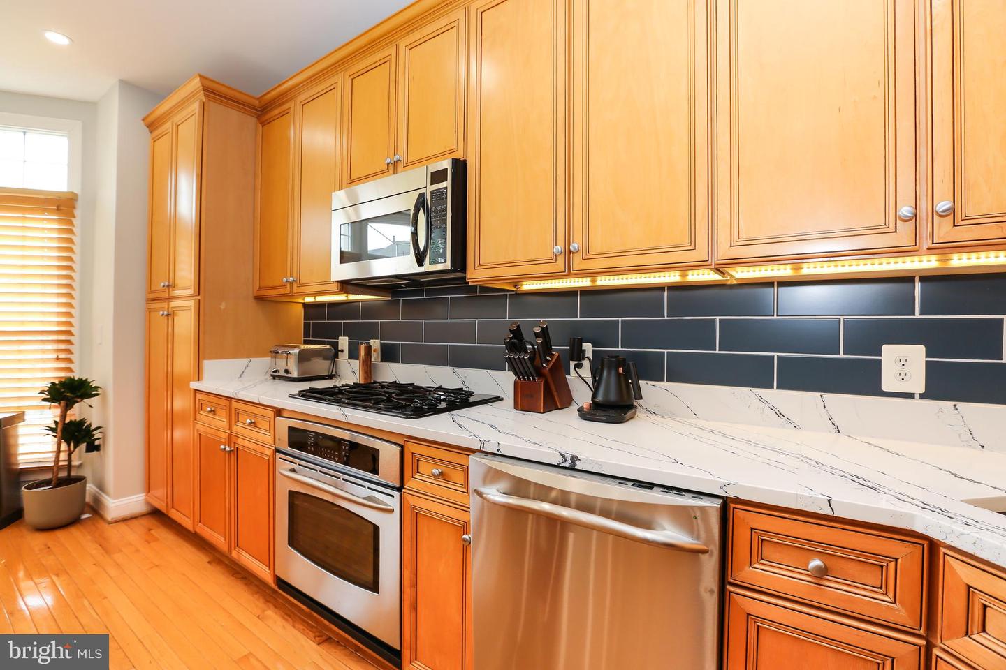 18495 PERDIDO BAY TER, LEESBURG, Virginia 20176, 3 Bedrooms Bedrooms, ,3 BathroomsBathrooms,Residential,For sale,18495 PERDIDO BAY TER,VALO2098858 MLS # VALO2098858