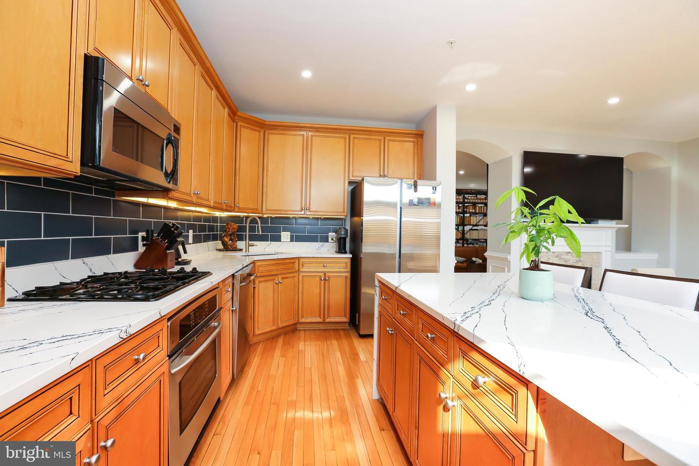 18495 PERDIDO BAY TER, LEESBURG, Virginia 20176, 3 Bedrooms Bedrooms, ,3 BathroomsBathrooms,Residential,For sale,18495 PERDIDO BAY TER,VALO2098858 MLS # VALO2098858