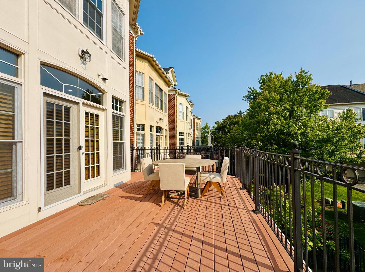 18495 PERDIDO BAY TER, LEESBURG, Virginia 20176, 3 Bedrooms Bedrooms, ,3 BathroomsBathrooms,Residential,For sale,18495 PERDIDO BAY TER,VALO2098858 MLS # VALO2098858