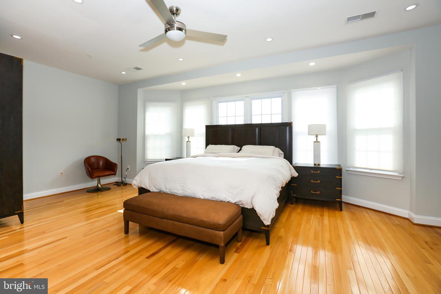 18495 PERDIDO BAY TER, LEESBURG, Virginia 20176, 3 Bedrooms Bedrooms, ,3 BathroomsBathrooms,Residential,For sale,18495 PERDIDO BAY TER,VALO2098858 MLS # VALO2098858