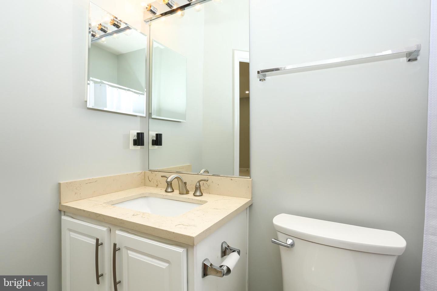 18495 PERDIDO BAY TER, LEESBURG, Virginia 20176, 3 Bedrooms Bedrooms, ,3 BathroomsBathrooms,Residential,For sale,18495 PERDIDO BAY TER,VALO2098858 MLS # VALO2098858