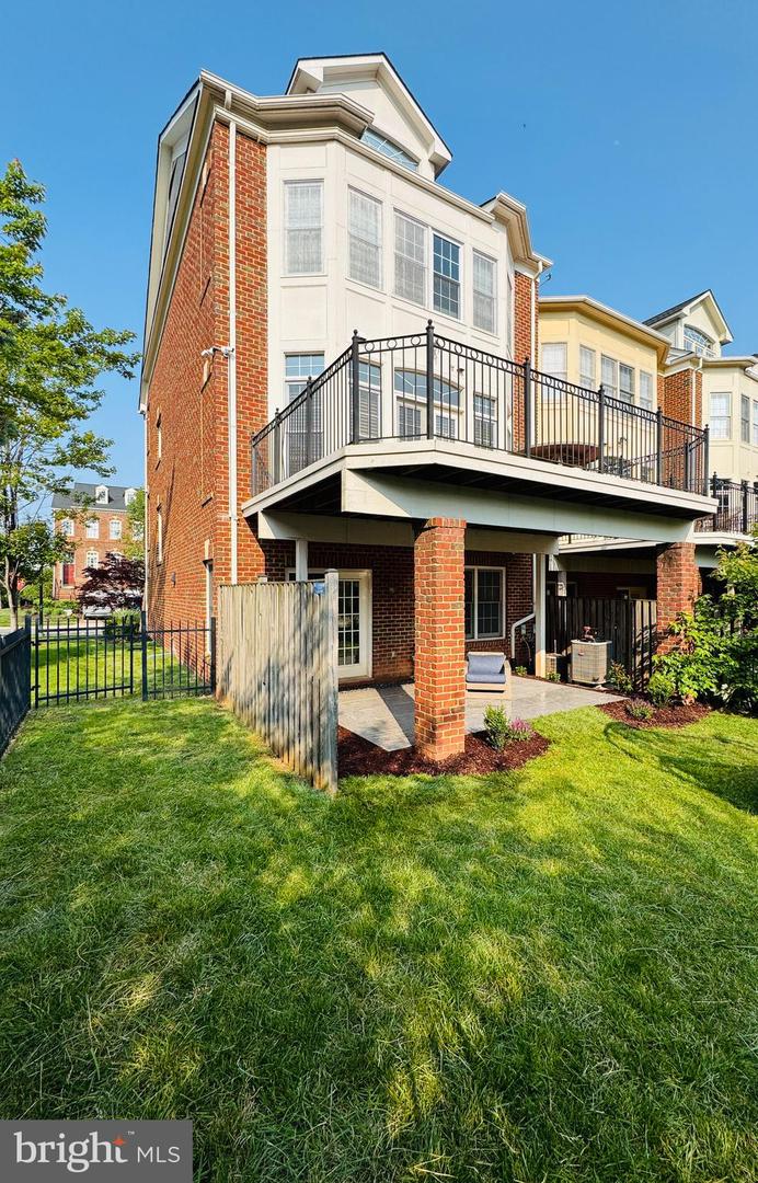 18495 PERDIDO BAY TER, LEESBURG, Virginia 20176, 3 Bedrooms Bedrooms, ,3 BathroomsBathrooms,Residential,For sale,18495 PERDIDO BAY TER,VALO2098858 MLS # VALO2098858