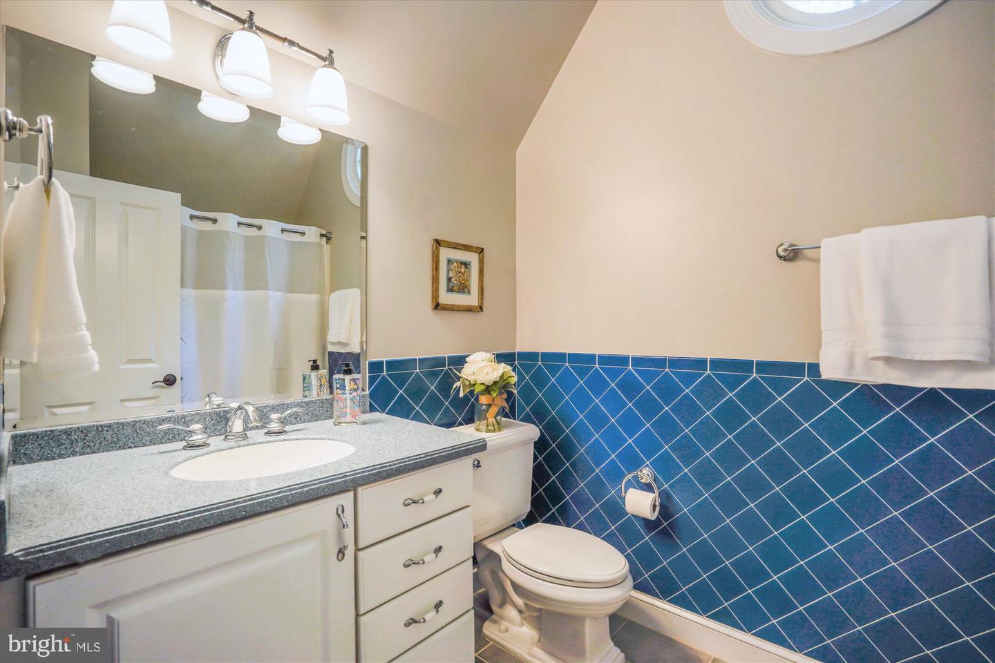 116 OAK ST SW, VIENNA, Virginia 22180, 4 Bedrooms Bedrooms, ,4 BathroomsBathrooms,Residential,For sale,116 OAK ST SW,VAFX2245784 MLS # VAFX2245784