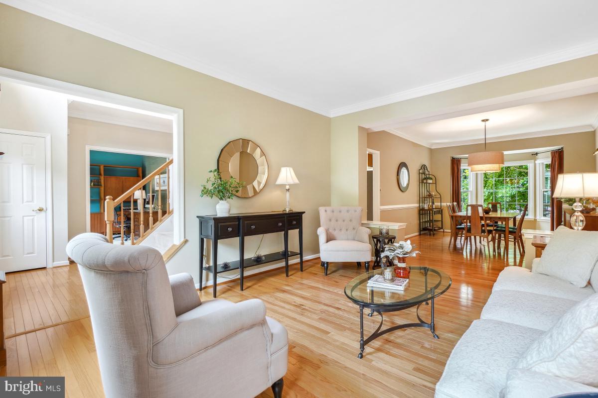 20479 QUARTERPATH TRACE CIR, STERLING, Virginia 20165, 4 Bedrooms Bedrooms, ,2 BathroomsBathrooms,Residential,For sale,20479 QUARTERPATH TRACE CIR,VALO2098862 MLS # VALO2098862