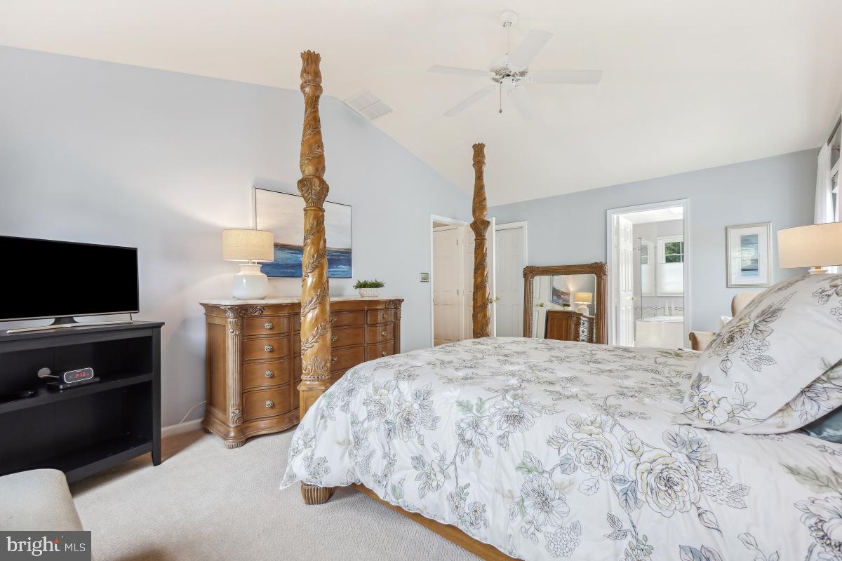 20479 QUARTERPATH TRACE CIR, STERLING, Virginia 20165, 4 Bedrooms Bedrooms, ,2 BathroomsBathrooms,Residential,For sale,20479 QUARTERPATH TRACE CIR,VALO2098862 MLS # VALO2098862