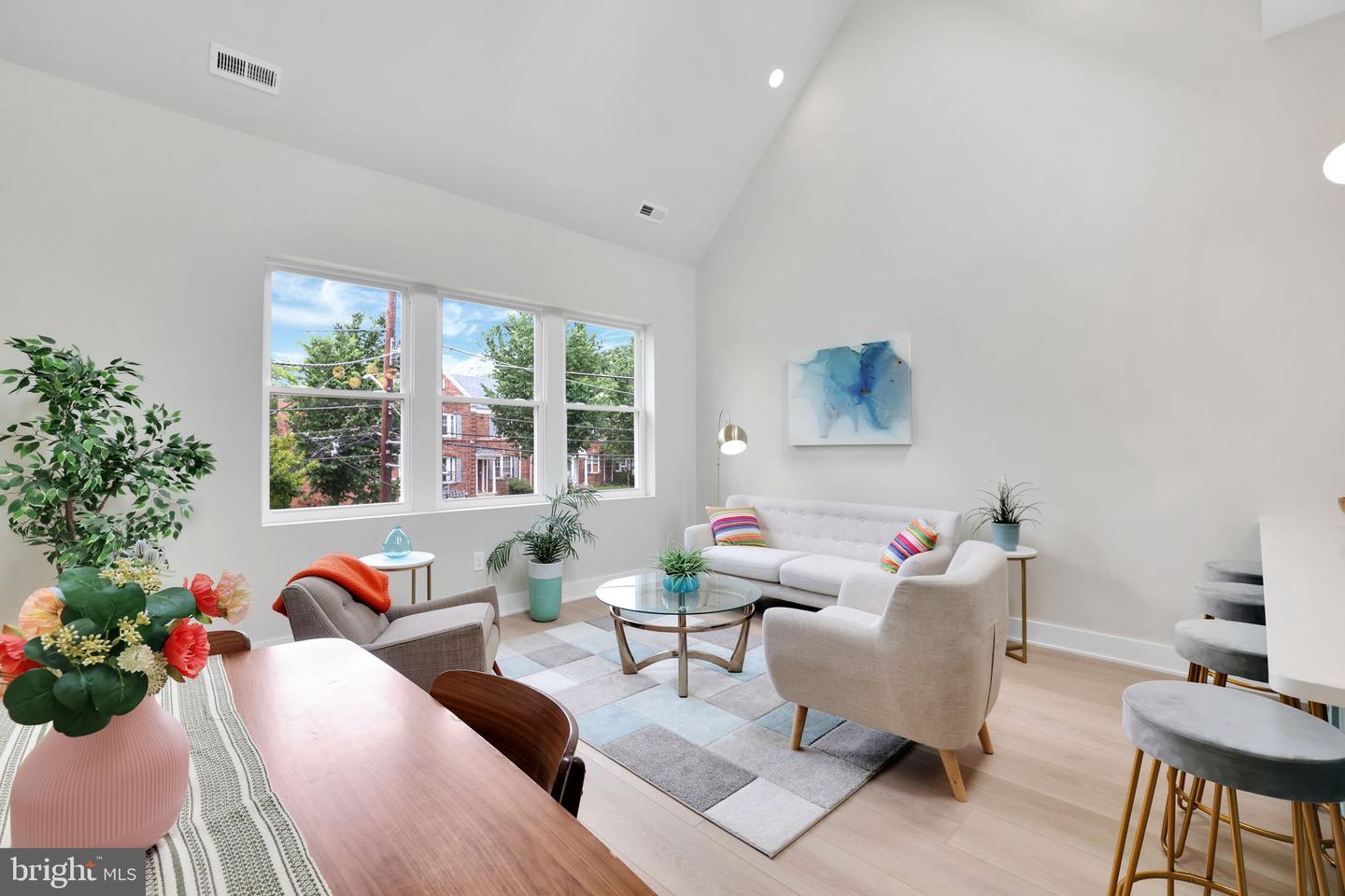 4019 9TH ST NE #3, WASHINGTON, District Of Columbia 20017, 2 Bedrooms Bedrooms, ,2 BathroomsBathrooms,Residential,For sale,4019 9TH ST NE #3,DCDC2204306 MLS # DCDC2204306