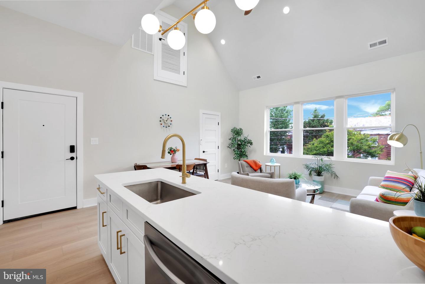 4019 9TH ST NE #3, WASHINGTON, District Of Columbia 20017, 2 Bedrooms Bedrooms, ,2 BathroomsBathrooms,Residential,For sale,4019 9TH ST NE #3,DCDC2204306 MLS # DCDC2204306