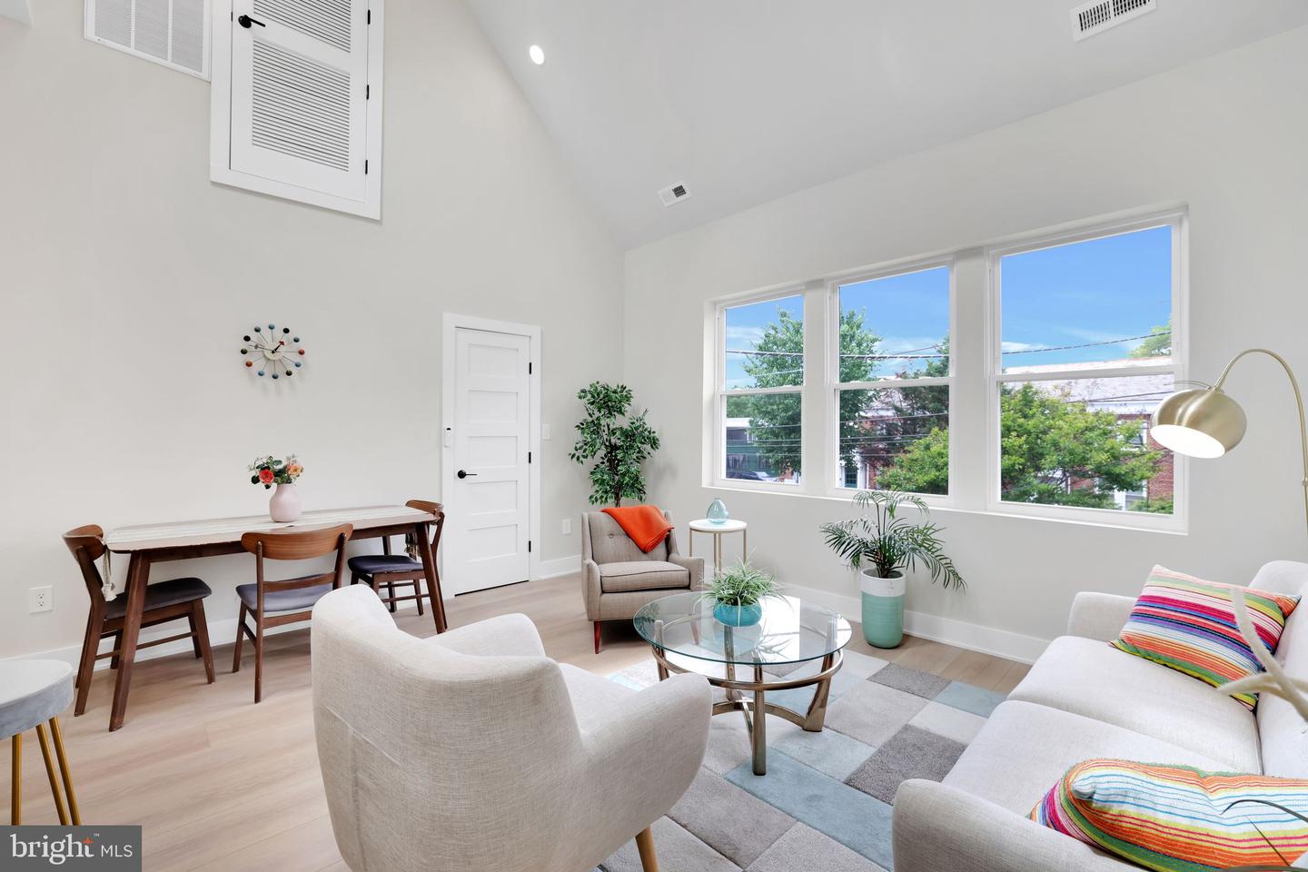 4019 9TH ST NE #3, WASHINGTON, District Of Columbia 20017, 2 Bedrooms Bedrooms, ,2 BathroomsBathrooms,Residential,For sale,4019 9TH ST NE #3,DCDC2204306 MLS # DCDC2204306