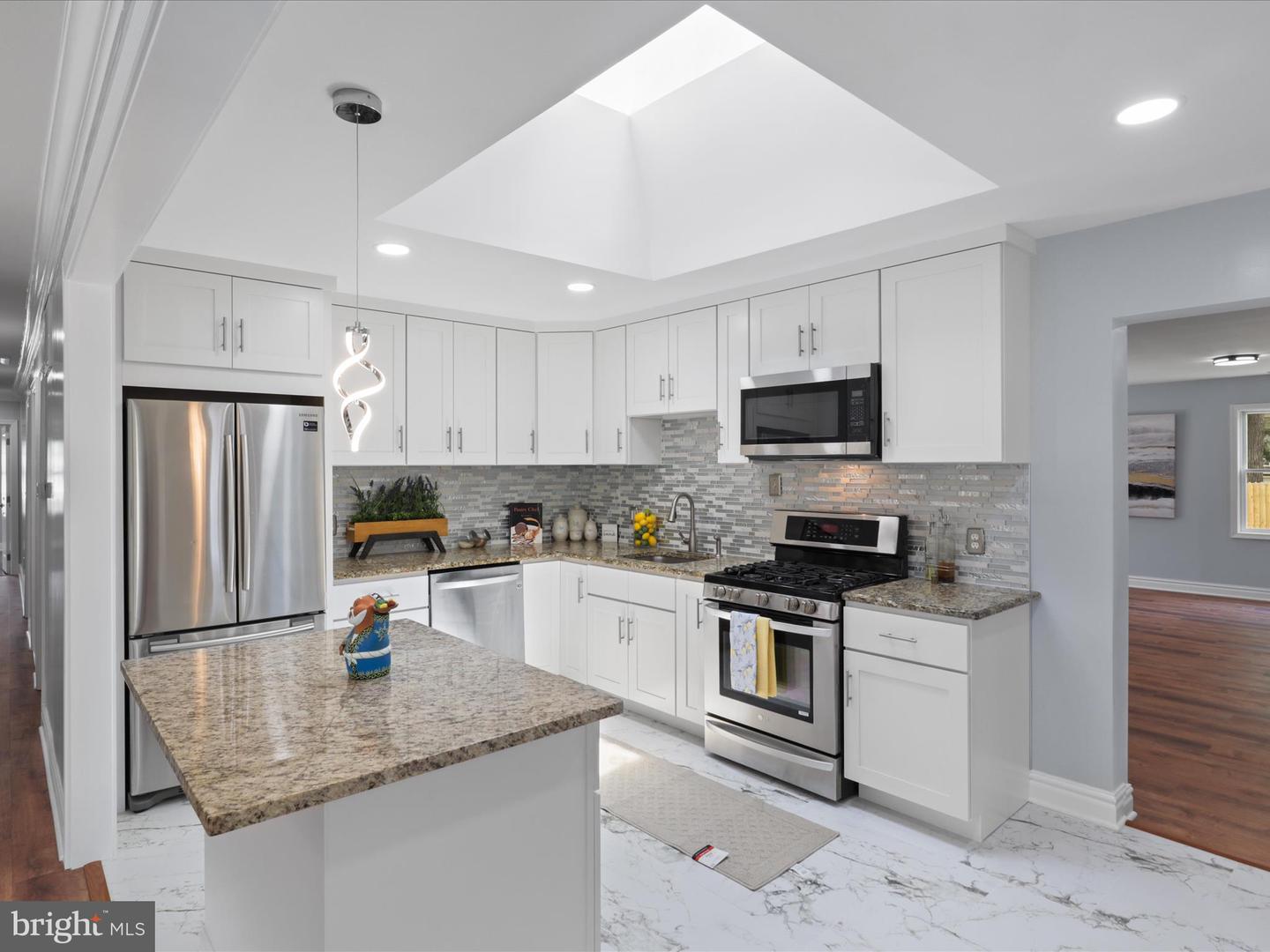 8211 HOCKING PL, ALEXANDRIA, Virginia 22309, 4 Bedrooms Bedrooms, ,2 BathroomsBathrooms,Residential,For sale,8211 HOCKING PL,VAFX2245808 MLS # VAFX2245808
