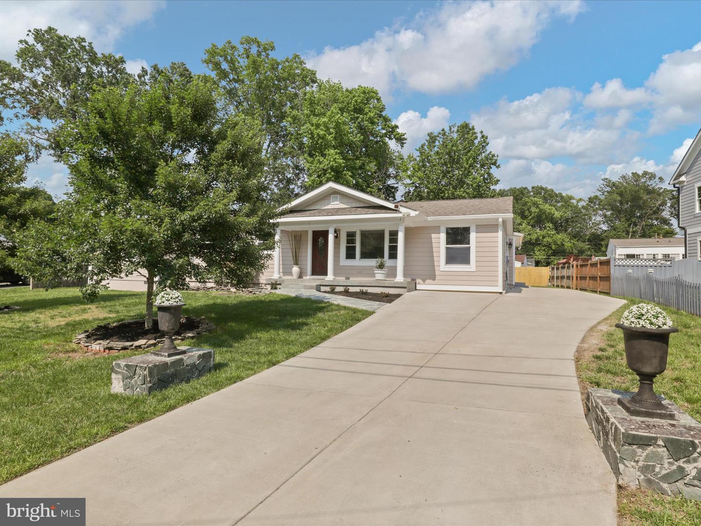 8211 HOCKING PL, ALEXANDRIA, Virginia 22309, 4 Bedrooms Bedrooms, ,2 BathroomsBathrooms,Residential,For sale,8211 HOCKING PL,VAFX2245808 MLS # VAFX2245808