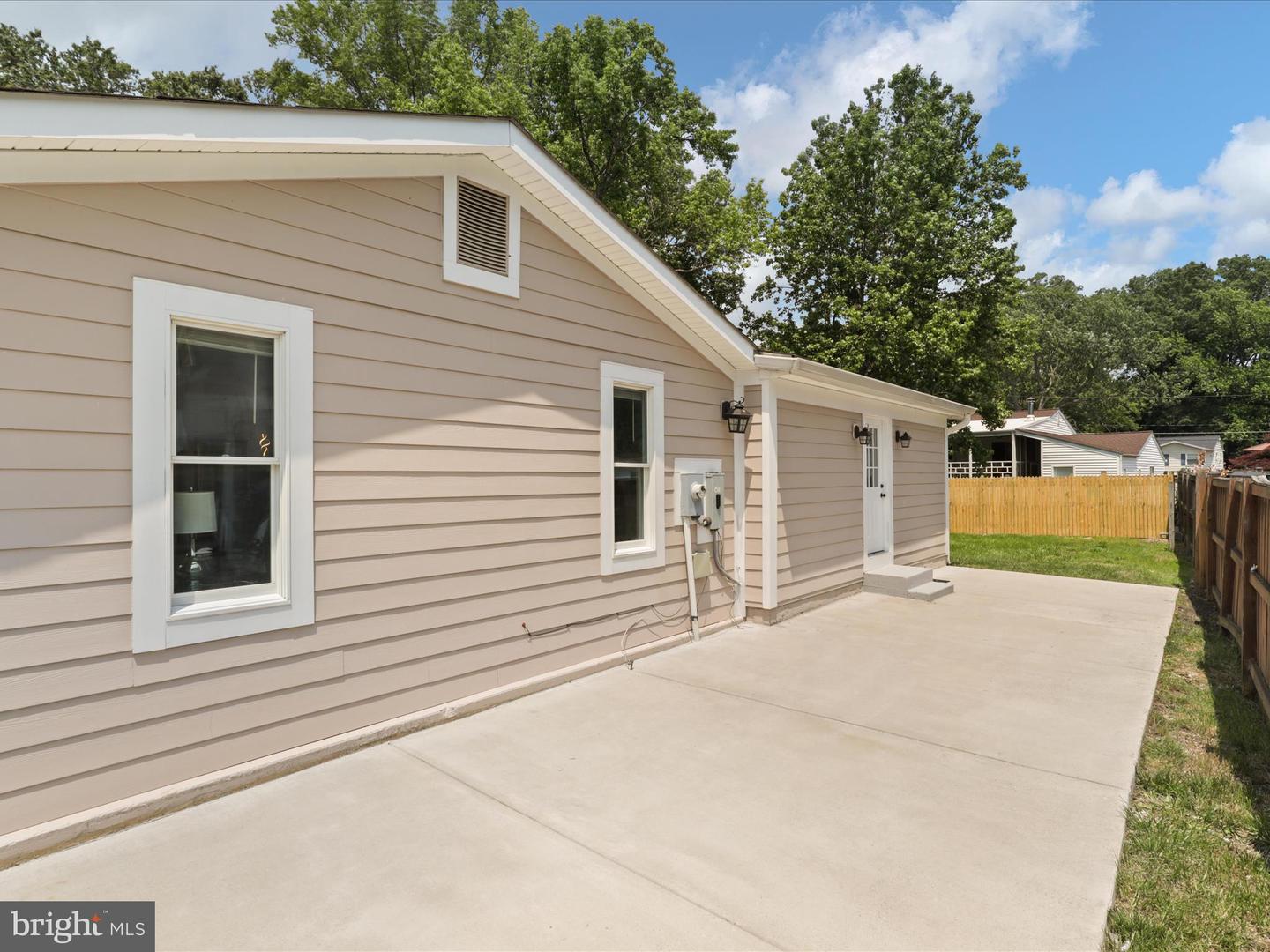 8211 HOCKING PL, ALEXANDRIA, Virginia 22309, 4 Bedrooms Bedrooms, ,2 BathroomsBathrooms,Residential,For sale,8211 HOCKING PL,VAFX2245808 MLS # VAFX2245808