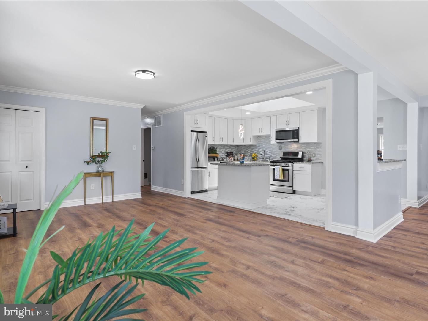8211 HOCKING PL, ALEXANDRIA, Virginia 22309, 4 Bedrooms Bedrooms, ,2 BathroomsBathrooms,Residential,For sale,8211 HOCKING PL,VAFX2245808 MLS # VAFX2245808